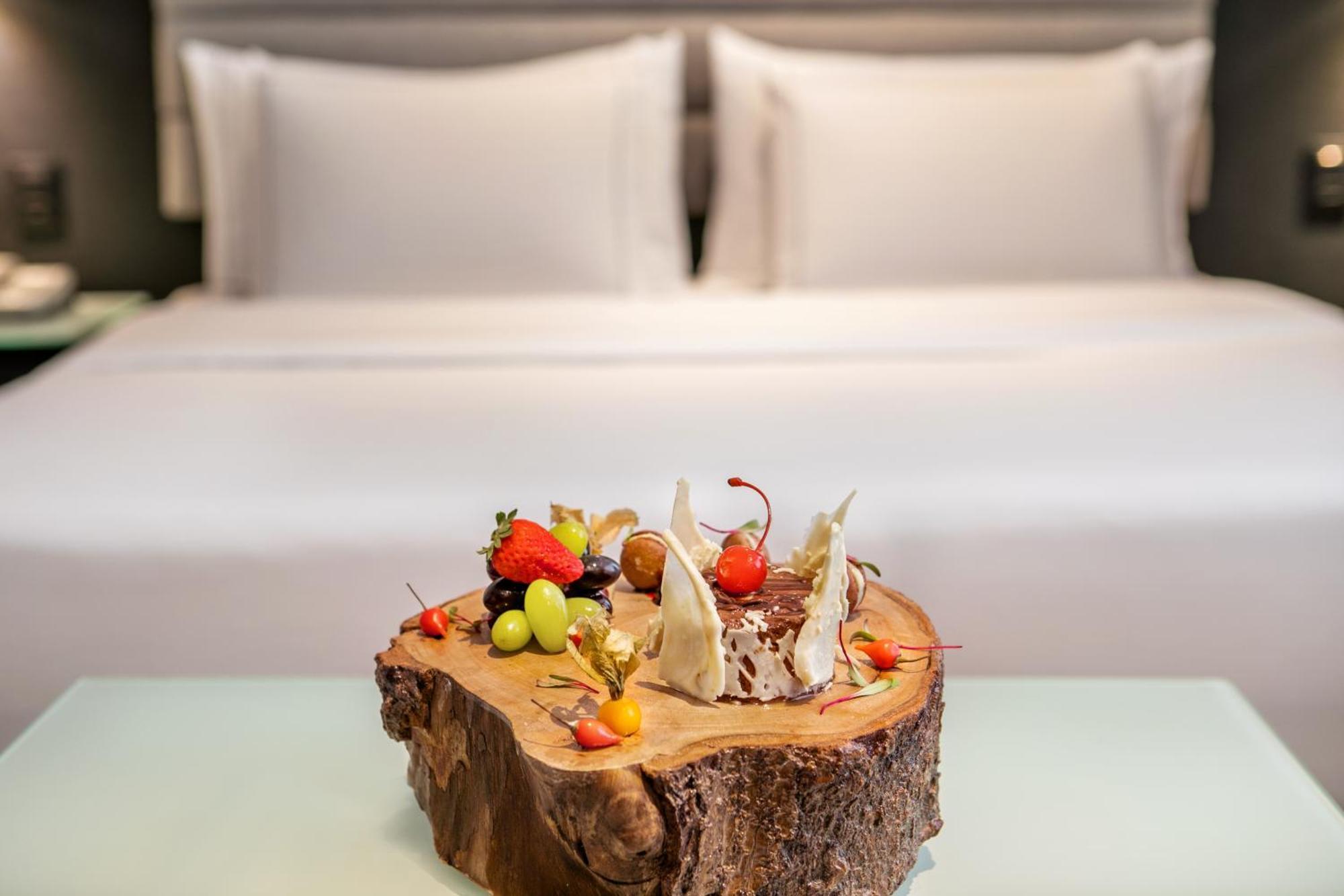 Hotel Meliá Paulista San Paolo Esterno foto A fruit cake